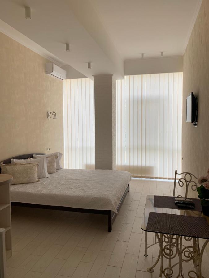 Gagarin Plaza Apartments Одесса Экстерьер фото