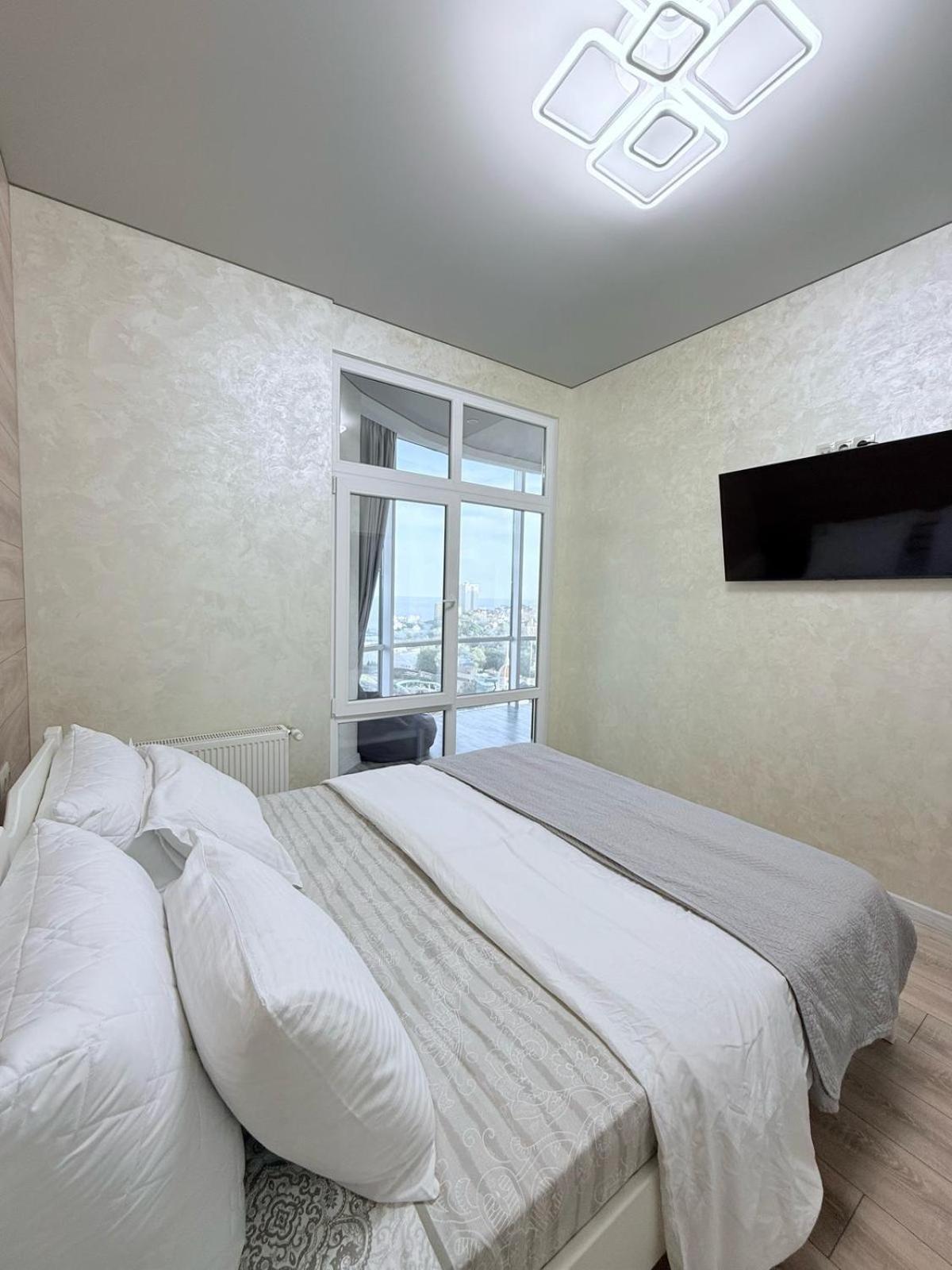 Gagarin Plaza Apartments Одесса Экстерьер фото