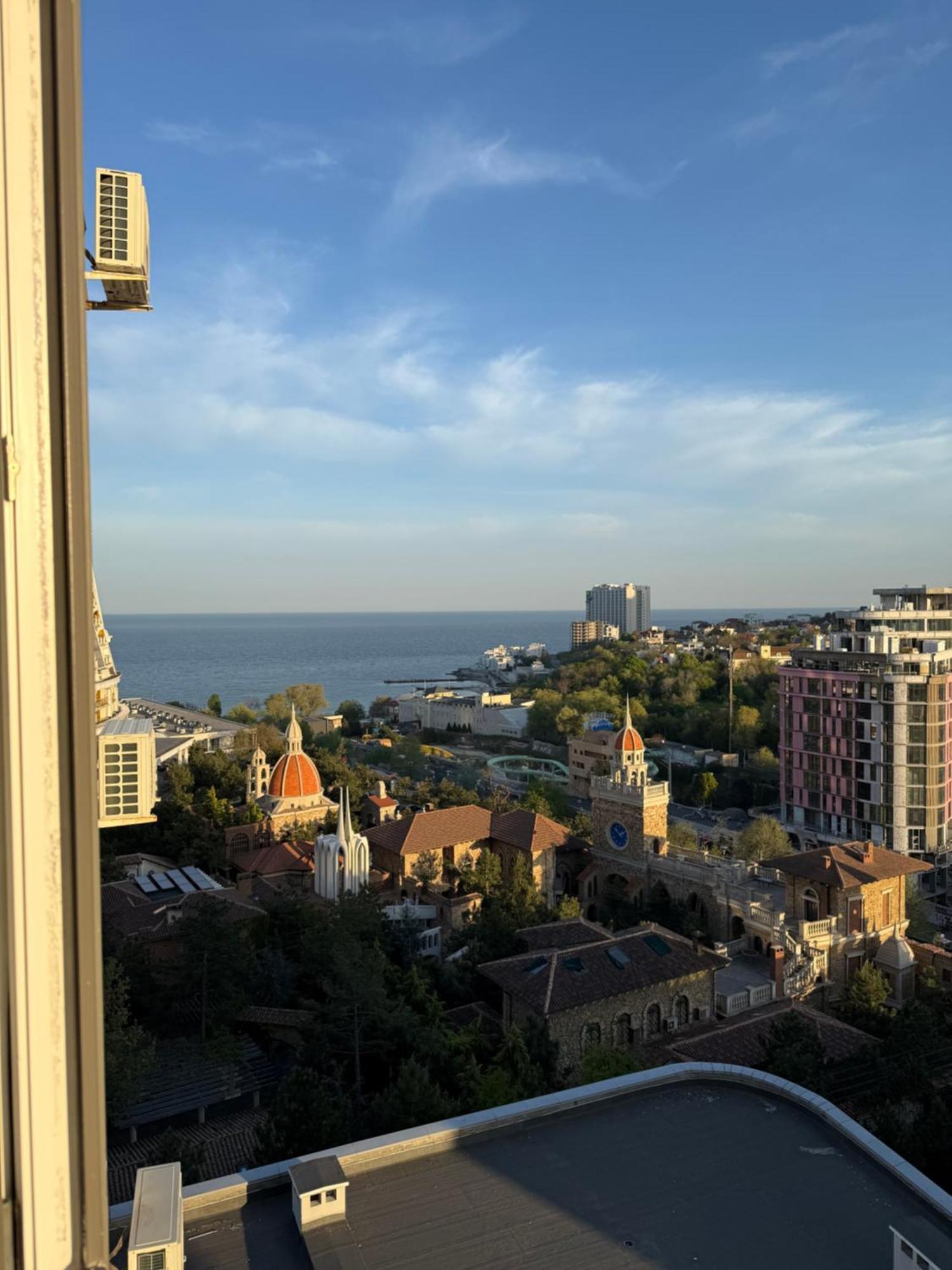 Gagarin Plaza Apartments Одесса Экстерьер фото