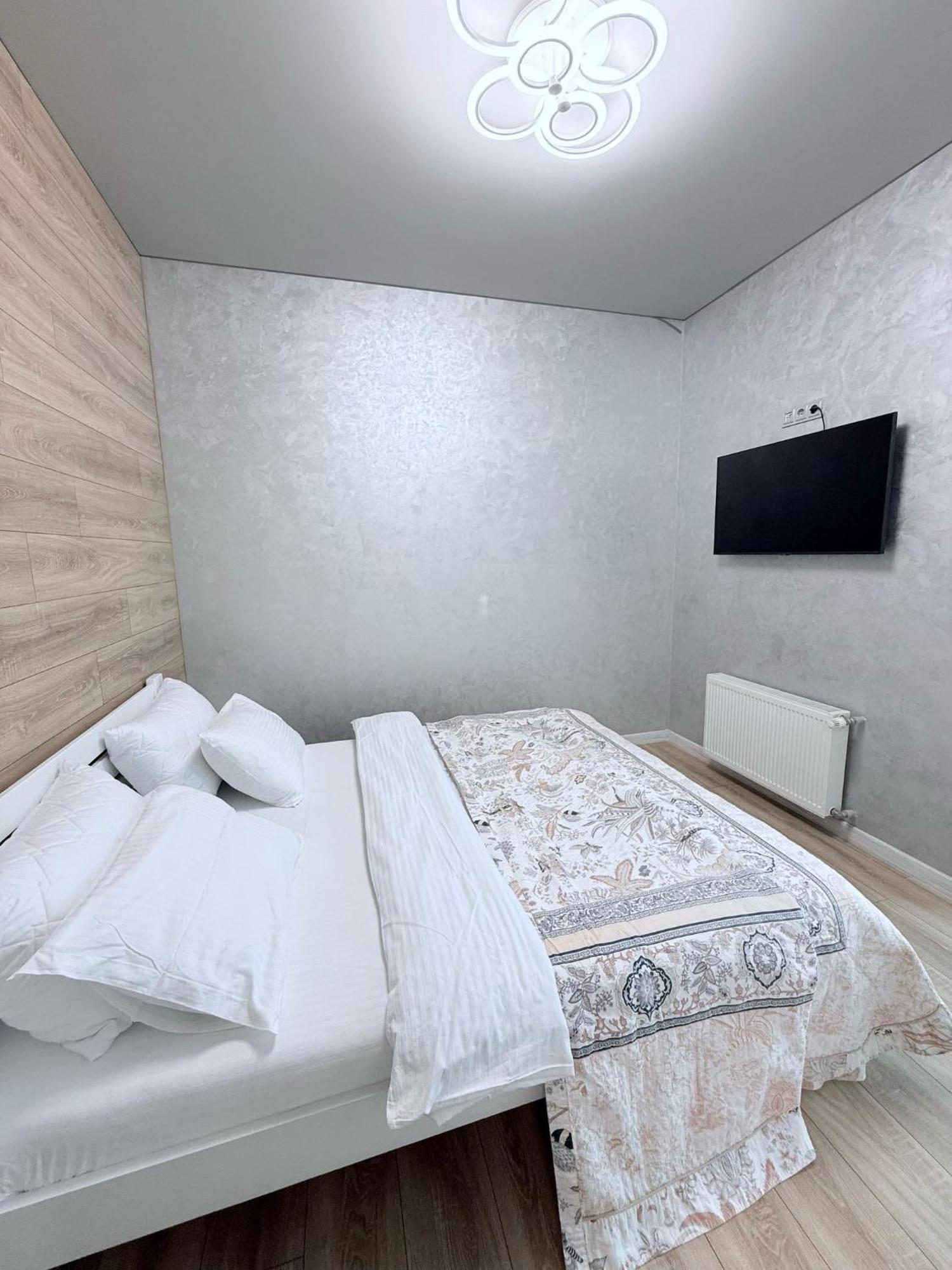 Gagarin Plaza Apartments Одесса Экстерьер фото