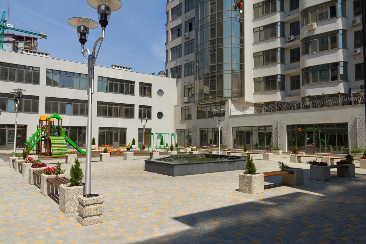Gagarin Plaza Apartments Одесса Экстерьер фото