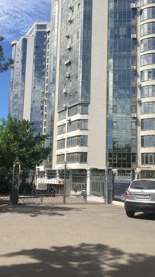 Gagarin Plaza Apartments Одесса Экстерьер фото